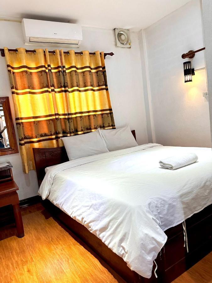 Vang Vieng Global Hotel Экстерьер фото