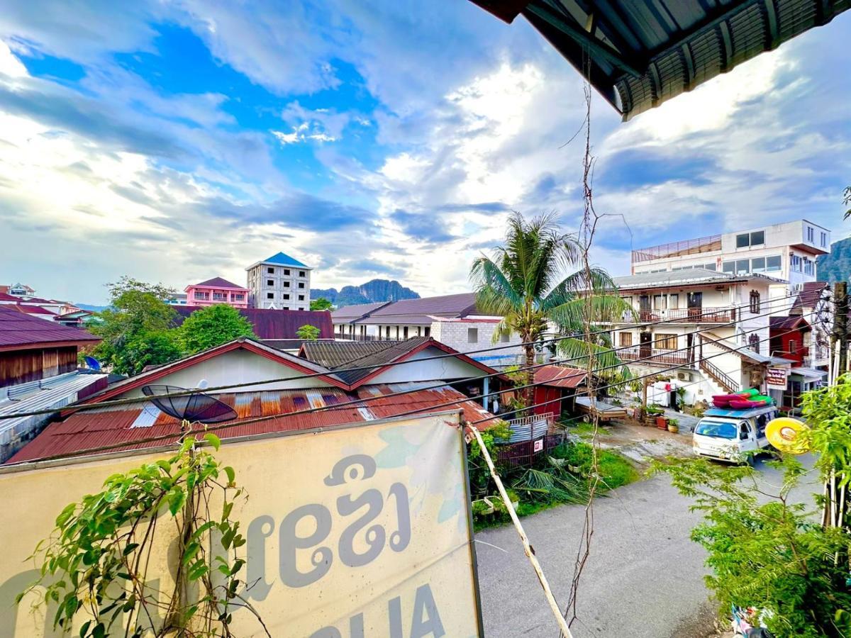 Vang Vieng Global Hotel Экстерьер фото