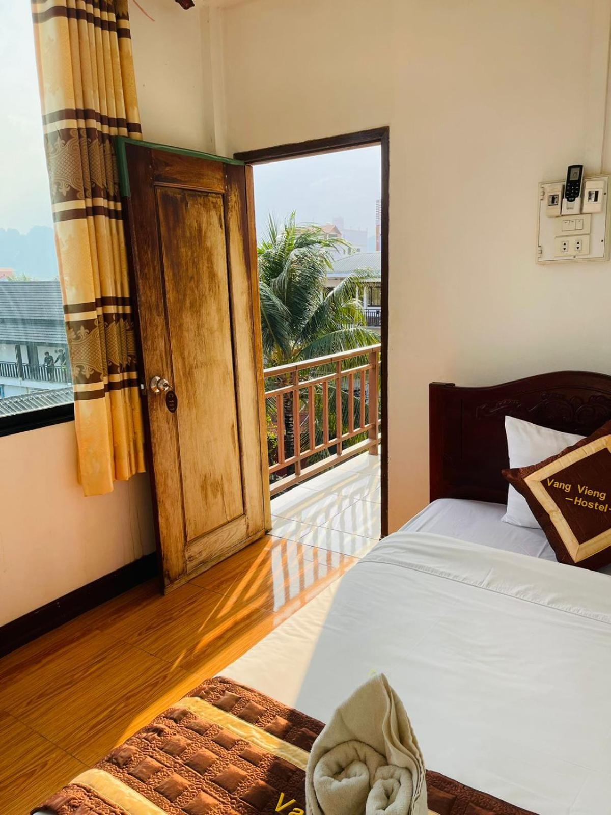 Vang Vieng Global Hotel Экстерьер фото